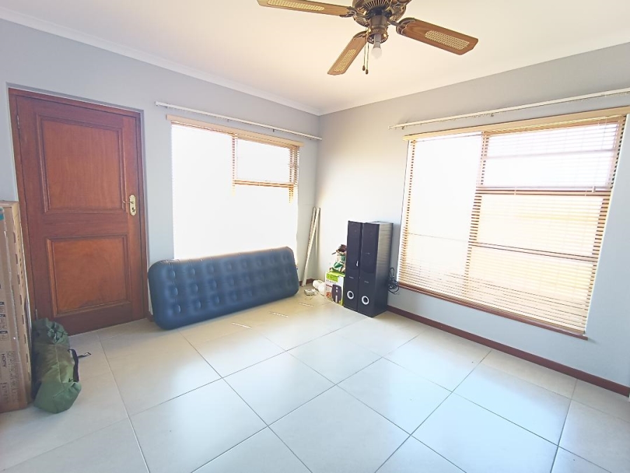 3 Bedroom Property for Sale in Schaap Kraal Western Cape